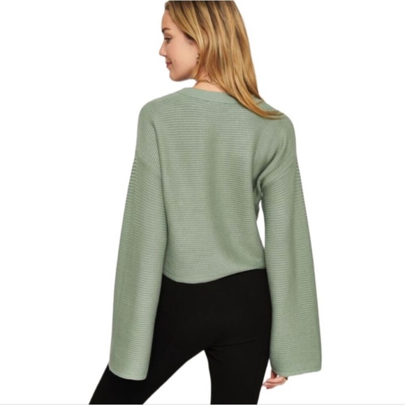 Dynamite Wide Sleeve Crew Neck Sweater - Picture 3 of 4